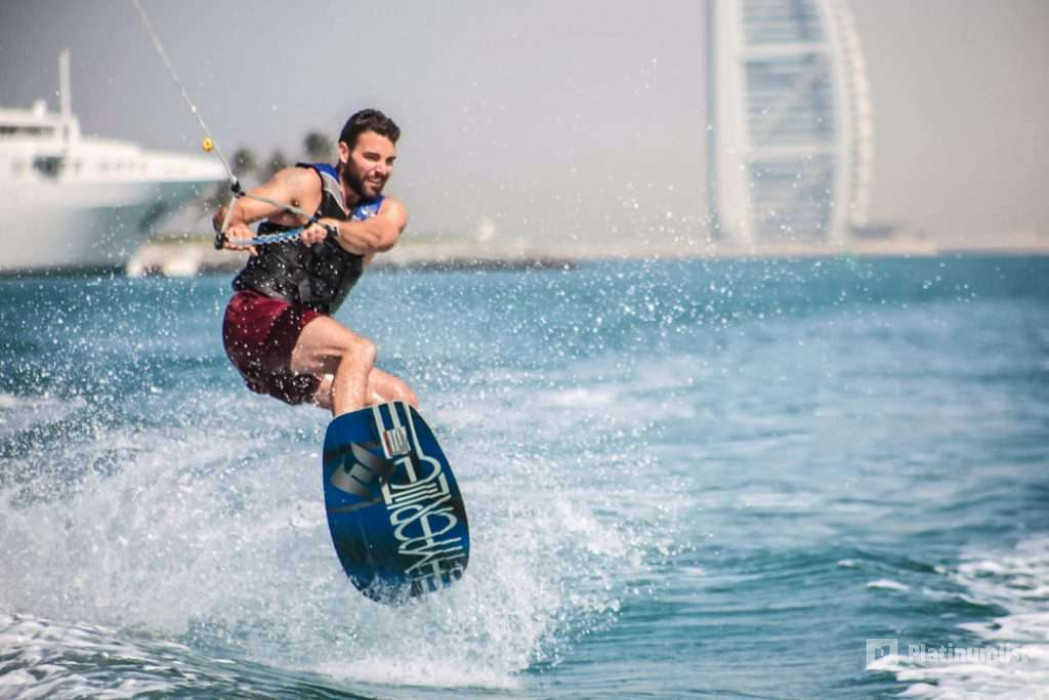 Banana Ride, Donut Ride & Wake Board Ride in Jumeirah in Dubai: Gallery Photo nk5p80
