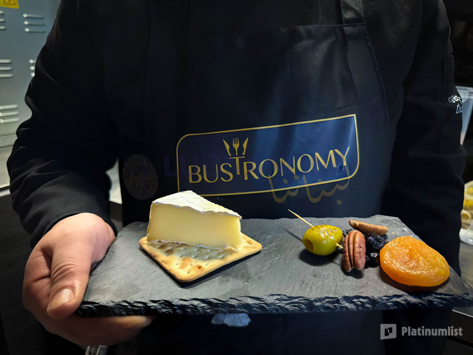 BusTronomy Dubai experiences in Dubai: Gallery Photo zw5qjp BusTronomy Dubai experiences in Dubai: Gallery Photo zw5qjp