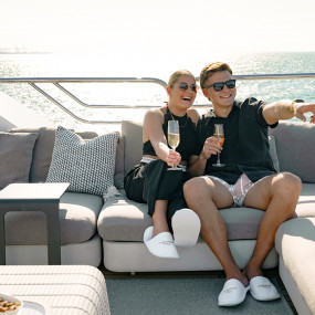 Photo from تجربة سن سيكر سوبرياخت مع تناول الطعام الراقي والمشروبات الفاخرة والموسيقى الحية in دبي: Gallery Photo zv5x1q