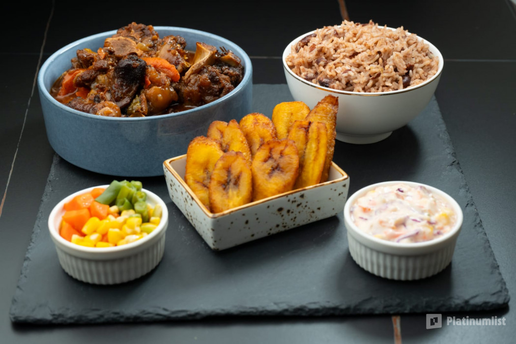 Bob Marley Birthday Celebration Brunch at Waikiki Kitchen Polynesian Restaurant - Elite Crystal Hotel в Манама: Галерея фото 3per88