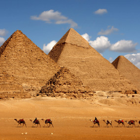 Photo de From Hurghada: Full-Day Cairo Tour of Pyramids, Sphinx, Museum and Bazaar dans Hurghada : Galerie Photo 3pjgwy