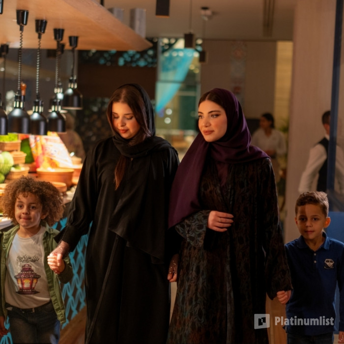 Experience a Memorable Iftar at Turquoise Restaurant in Doha: Gallery Photo z7x96k