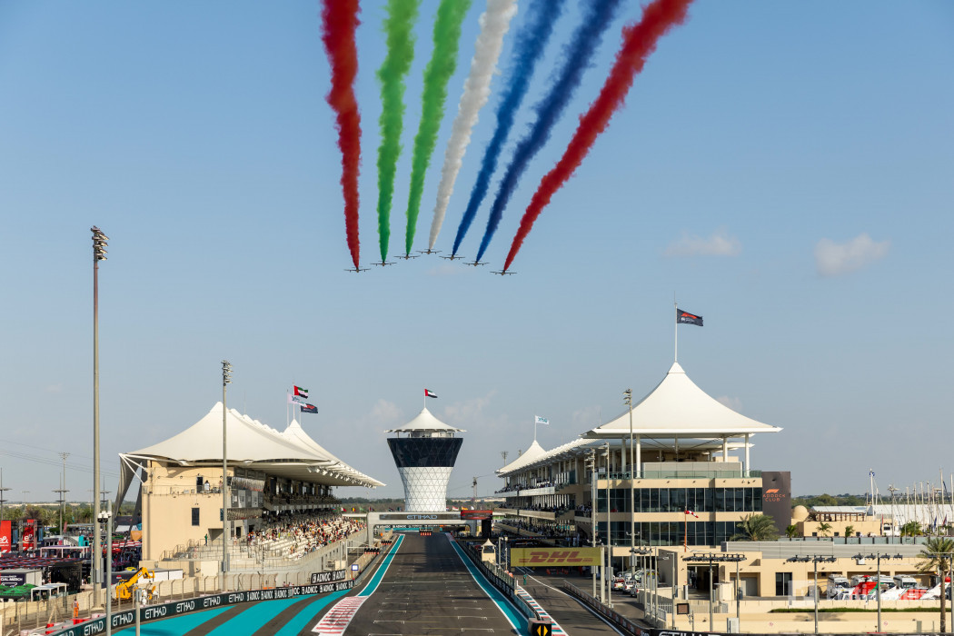 n1545b استديو الصور :أبوظبي في سباق جائزة الاتحاد للطيران الكبرى للفورمولا 1 في أبوظبي 2025 n1545b استديو الصور :أبوظبي في سباق جائزة الاتحاد للطيران الكبرى للفورمولا 1 في أبوظبي 2025