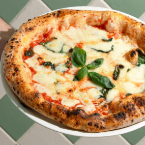 nke59k استديو الصور :دبي في تذكرة دخول إلى ذا فيو النخلة + غداء في مطعم لولي الإيطالي