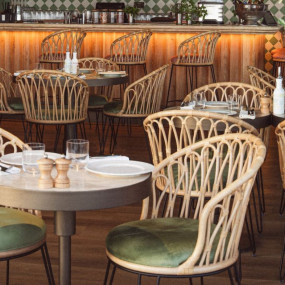 Photo from تذكرة دخول إلى ذا فيو النخلة + غداء في مطعم لولي الإيطالي in دبي: Gallery Photo z7xywx