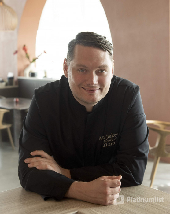 zodo1e استديو الصور :دبي في "طاولة الشيف" في كانتين بيتش 2025 في دبي