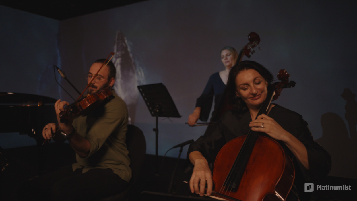 3d7keb استديو الصور :دبي في حفل "أصداء الأرض" قصة موسيقية غامرة عن الغابات والمحيطات ومستقبلنا في دبي