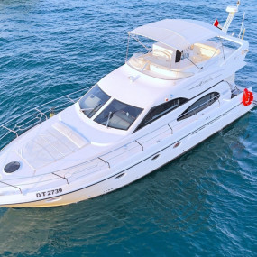 Photo from Dubai: Private Luxury Cruise on a Stylish 50ft Yacht in Dubai: Gallery Photo n26664