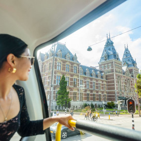 Hop-On Hop-Off Amsterdam Bus - 24 Hours in Amsterdam: Gallery Photo 3j55rv Hop-On Hop-Off Amsterdam Bus - 24 Hours in Amsterdam: Gallery Photo 3j55rv