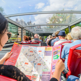 Hop-On Hop-Off Amsterdam Bus - 24 Hours in Amsterdam: Gallery Photo 3qeeg1 Hop-On Hop-Off Amsterdam Bus - 24 Hours in Amsterdam: Gallery Photo 3qeeg1