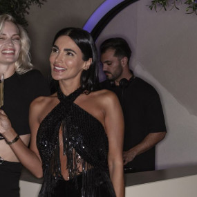 n69971 استديو الصور :دبي في Bubbly Nights - 2 hours of free-flowing selected bubbles and 2 starters n69971 استديو الصور :دبي في Bubbly Nights - 2 hours of free-flowing selected bubbles and 2 starters