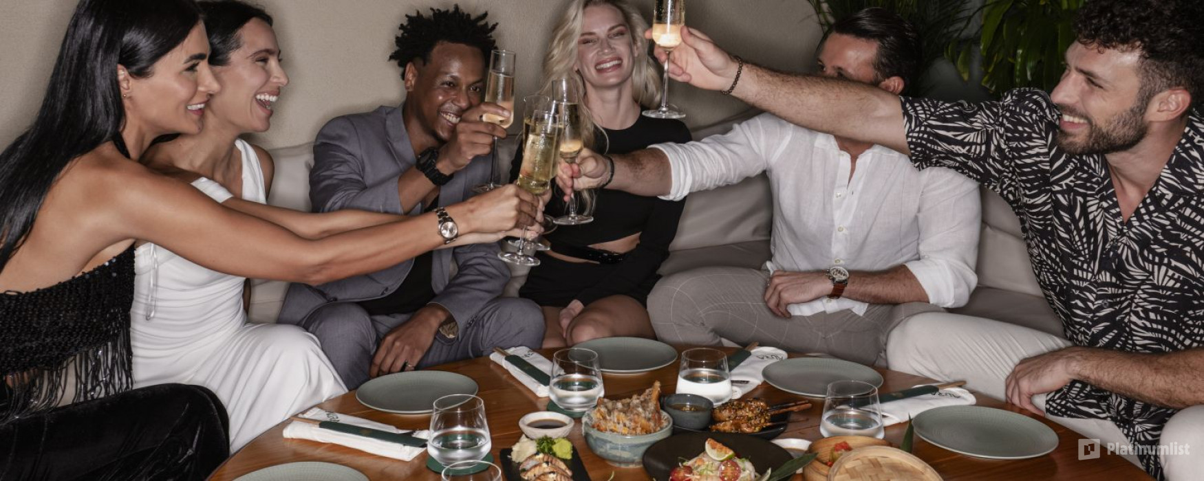 3d770e استديو الصور :دبي في Bubbly Nights - 2 hours of free-flowing selected bubbles and 2 starters