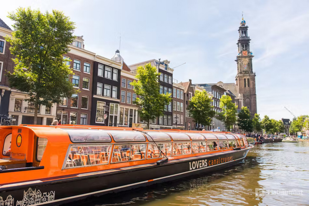 Amsterdam: Lovers Canal Cruise from Central Station in Amsterdam: Gallery Photo z7xxm8