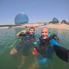 Abu Dhabi PADI Discover Scuba Diving Program in Abu Dhabi: Gallery Photo zm006y