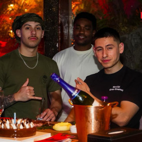 Photo from Memorial Day Drunch at Texas Longhorn in Manama in Manama: Gallery Photo z9447p