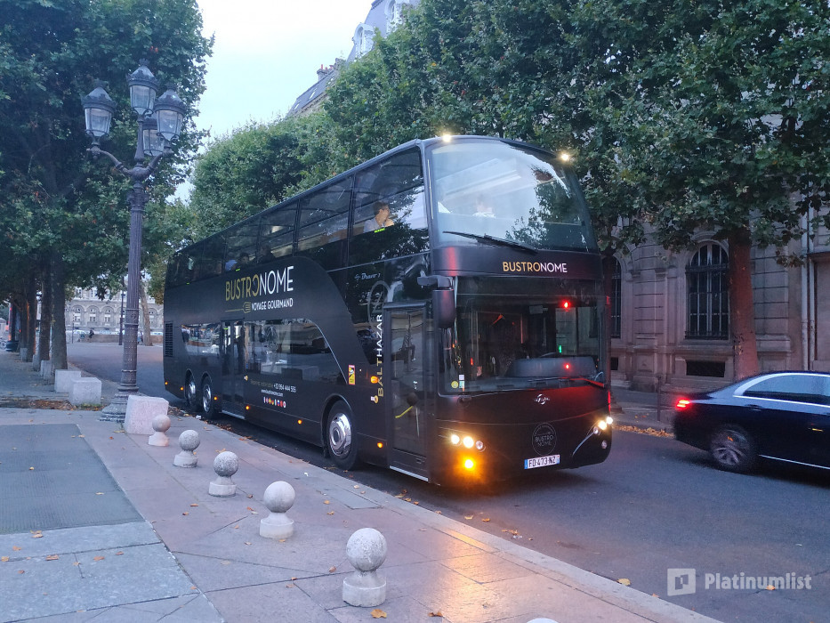 Bustronome Fine Dining Experience London in London: Gallery Photo n0vd8p Bustronome Fine Dining Experience London in London: Gallery Photo n0vd8p