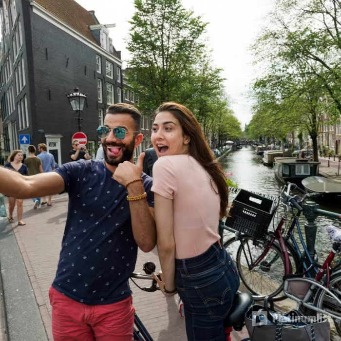 Amsterdam: Guided Bike Tour in Amsterdam: Gallery Photo 35yx91