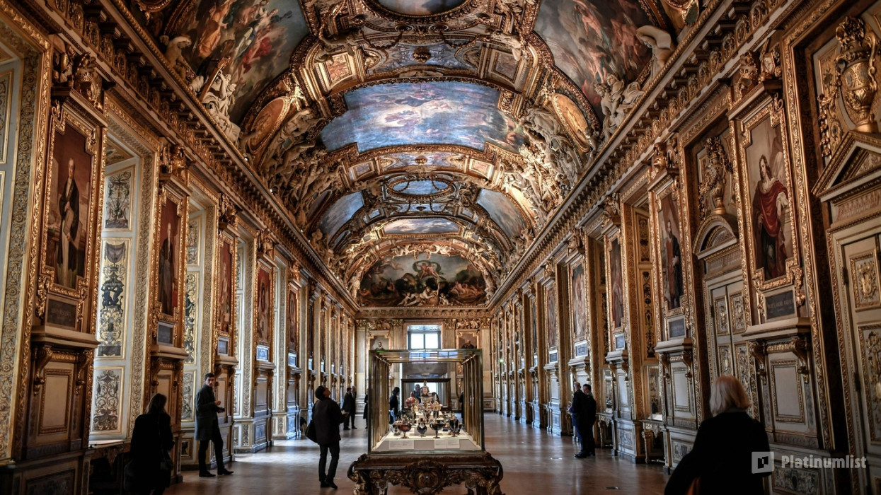 Louvre Museum - Paris Guided Tour в Париж: Галерея фото 3d7v0e