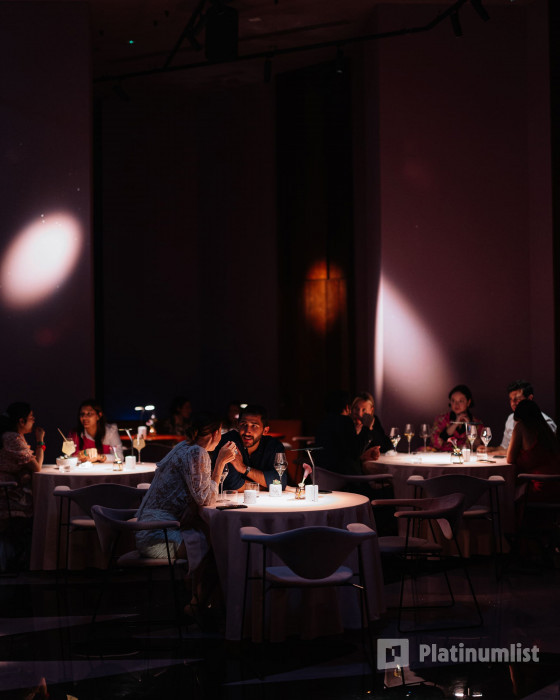 IMAGINARY RUSSIA Show in KRASOTA Restaurant in Dubai: Gallery Photo 3rwo5v