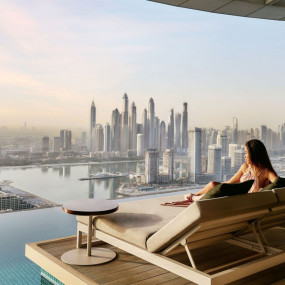 AURA Sunrise Pool Experience in Dubai: Gallery Photo z7xqqw