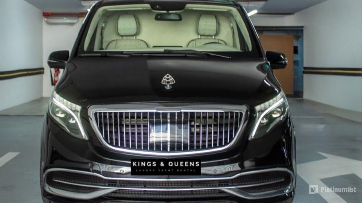 First-Class Private Transport – Mercedes Maybach V-Class in Dubai: Gallery Photo 3j5r0r
