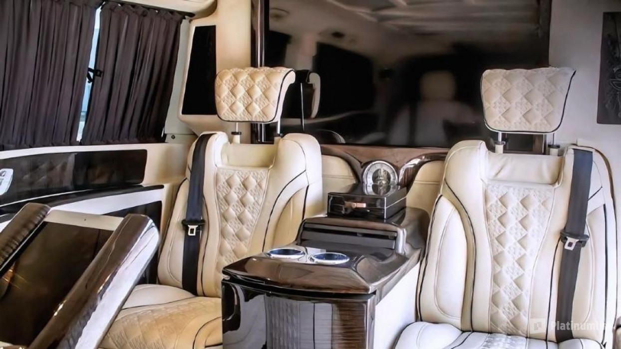 First-Class Private Transport – Mercedes Maybach V-Class in Dubai: Gallery Photo 3yod64 First-Class Private Transport – Mercedes Maybach V-Class in Dubai: Gallery Photo 3yod64