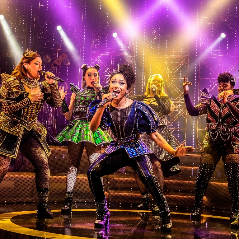 Photo from Six the Musical in London in London: Gallery Photo zv6vkq