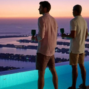 Photo from تجربة مسبح أورا عند غروب الشمس in دبي: Gallery Photo zv6v48