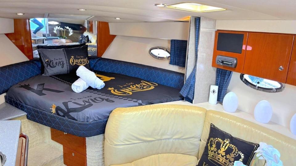 Photo from Private Luxury Yacht Cruise in 35FT in Dubai: Gallery Photo 3pjpw8