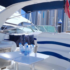 Private Luxury Yacht Cruise in 35FT in Dubai: Gallery Photo 3xvrw1