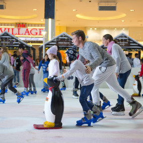 Photo from Dubai Ice Rink Disco Night Session in Dubai: Gallery Photo 3e7eq9
