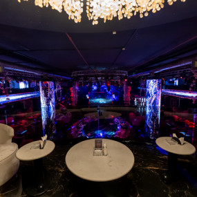 Photo from La Club presents Afro Neon Night in Riyadh in Riyadh: Gallery Photo zv6vd8