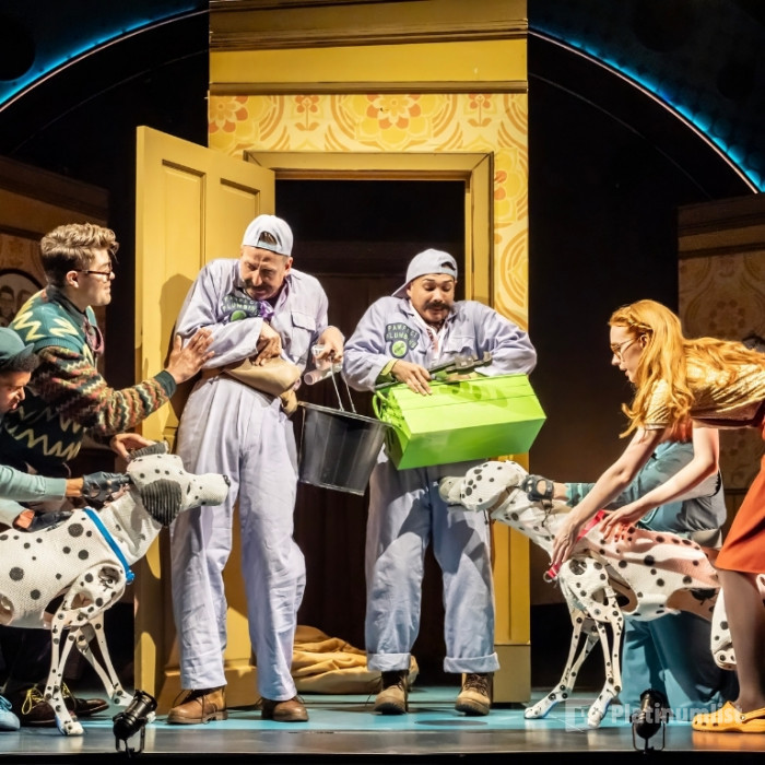 101 Dalmatians The Musical in London in London: Gallery Photo 3xvk58