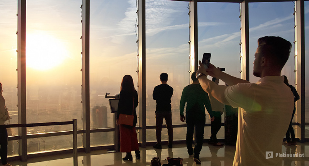 At The Top, Burj Khalifa Silver at Sunrise in Dubai: Gallery Photo 3yo6pq