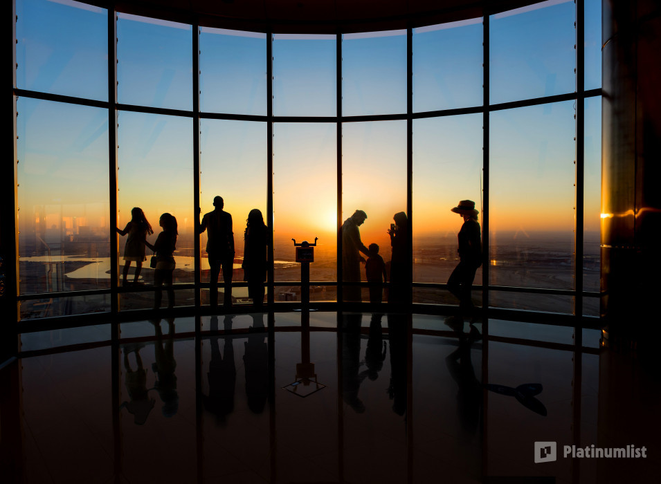 At The Top, Burj Khalifa Silver at Sunrise in Dubai: Gallery Photo z7xr9g