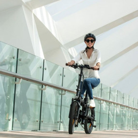 Photo from Premium E-Bike Journey - From Dubai’s Urban Skyline to the Beachfront in Dubai: Gallery Photo zw6vyb