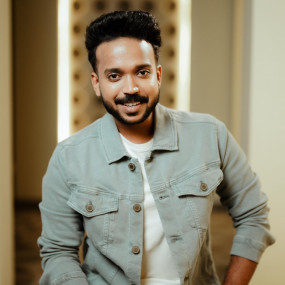 Photo from حفل ك. س. شيترا المباشر في الشارقة in الشارقة: Gallery Photo zodr84