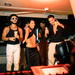 Photo from Evening 4 Hour Yacht Cruise with Unlimited Drinks in Dubai: Gallery Photo n15276