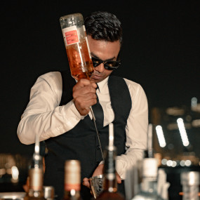 Photo from Evening 4 Hour Yacht Cruise with Unlimited Drinks in Dubai: Gallery Photo z7xr7k