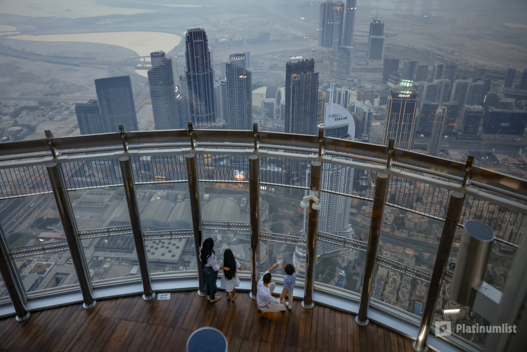 At The Top, Burj Khalifa Silver + Dubai Aquarium в Дубай: Галерея фото 3j50qq