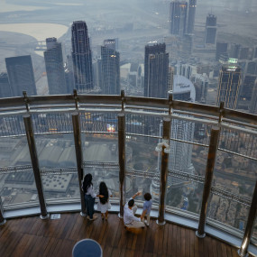At The Top, Burj Khalifa Silver + Dubai Aquarium в Дубай: Галерея фото 3j50qq