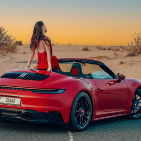 3qep78 استديو الصور :دبي في تجربة قيادة السوبركار مع باقة تصوير فوتوغرافي وفيديو