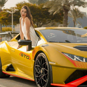 Photo from تجربة قيادة السوبركار مع باقة تصوير فوتوغرافي وفيديو in دبي: Gallery Photo 3rwgk1