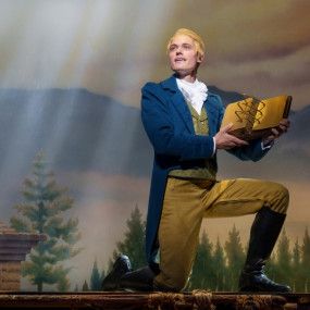 z7x8xg استديو الصور :لندن في The Book Of Mormon Musical in London z7x8xg استديو الصور :لندن في The Book Of Mormon Musical in London