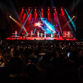 Фотография с Tribute to Classic Depeche Mode ‘Freelove Symphony’ in Dubai в Дубай: Галерея фото zv6o67