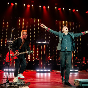 Фотография с Tribute to Classic Depeche Mode ‘Freelove Symphony’ in Dubai в Дубай: Галерея фото 38ypyr