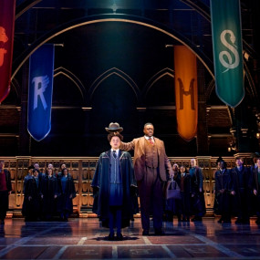 3rwroy استديو الصور :لندن في Harry Potter and the Cursed Child in London 3rwroy استديو الصور :لندن في Harry Potter and the Cursed Child in London