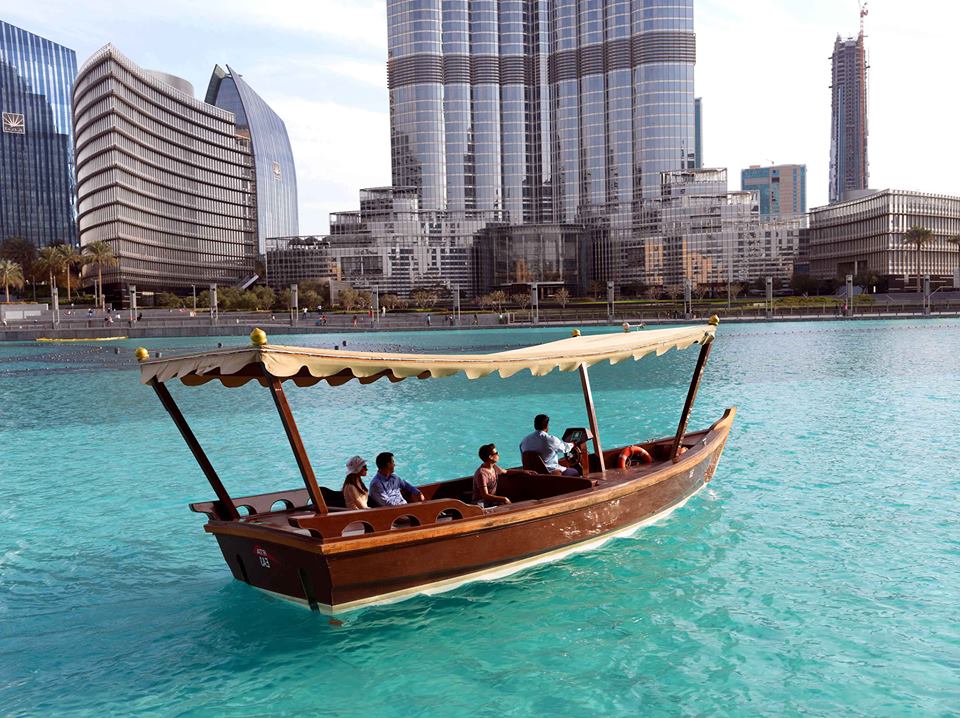 Photo from The Dubai Fountain Lake Ride in Dubai: Gallery Photo 3qe444
