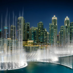 The Dubai Fountain Lake Ride in Dubai: Gallery Photo nke66q