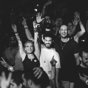 Groove On The Grass - Satori & band, Sama' + More! in Dubai: Gallery Photo 3j01vn Groove On The Grass - Satori & band, Sama' + More! in Dubai: Gallery Photo 3j01vn